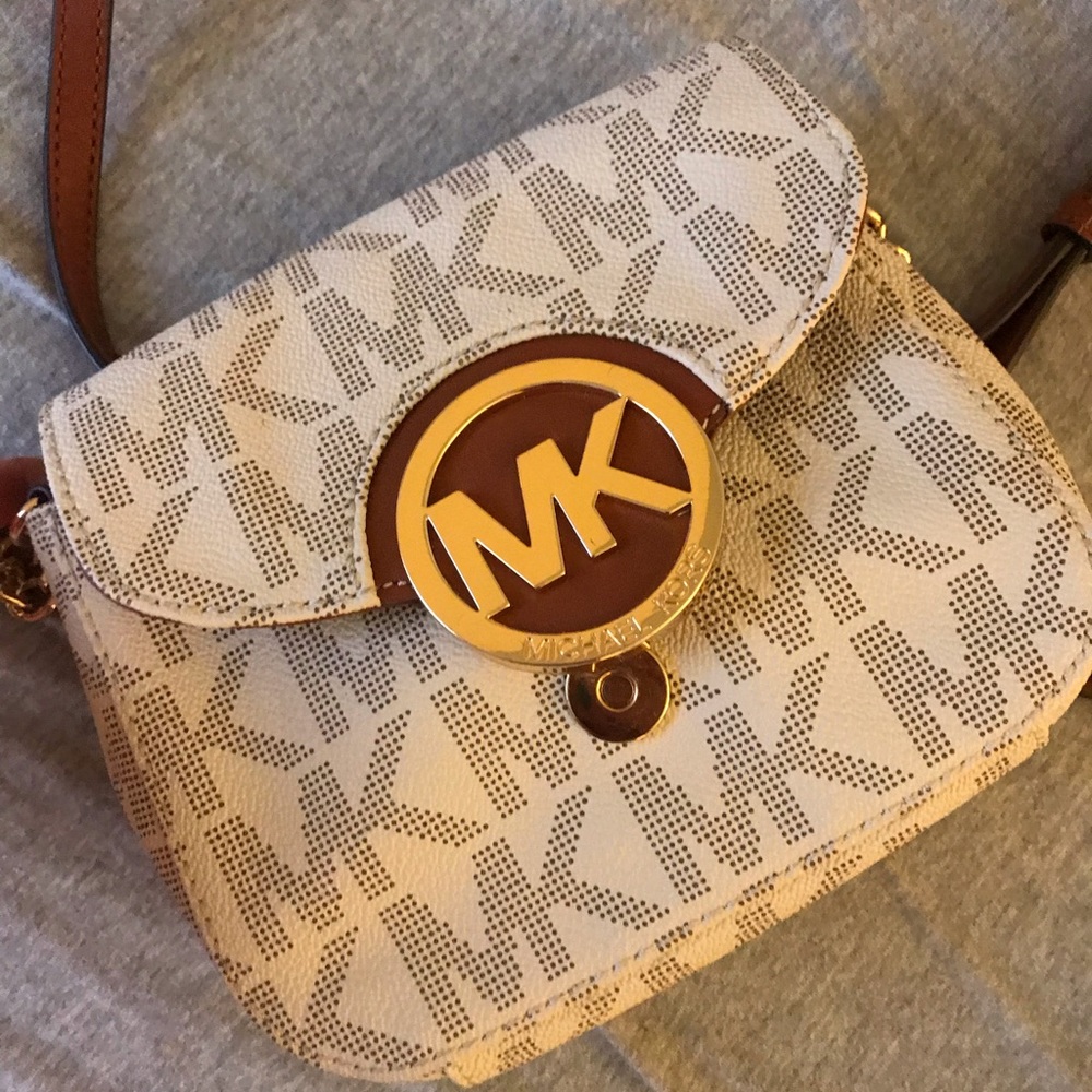 Michael Kors signature crossbody Purse